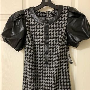 Puffer sleeve dress